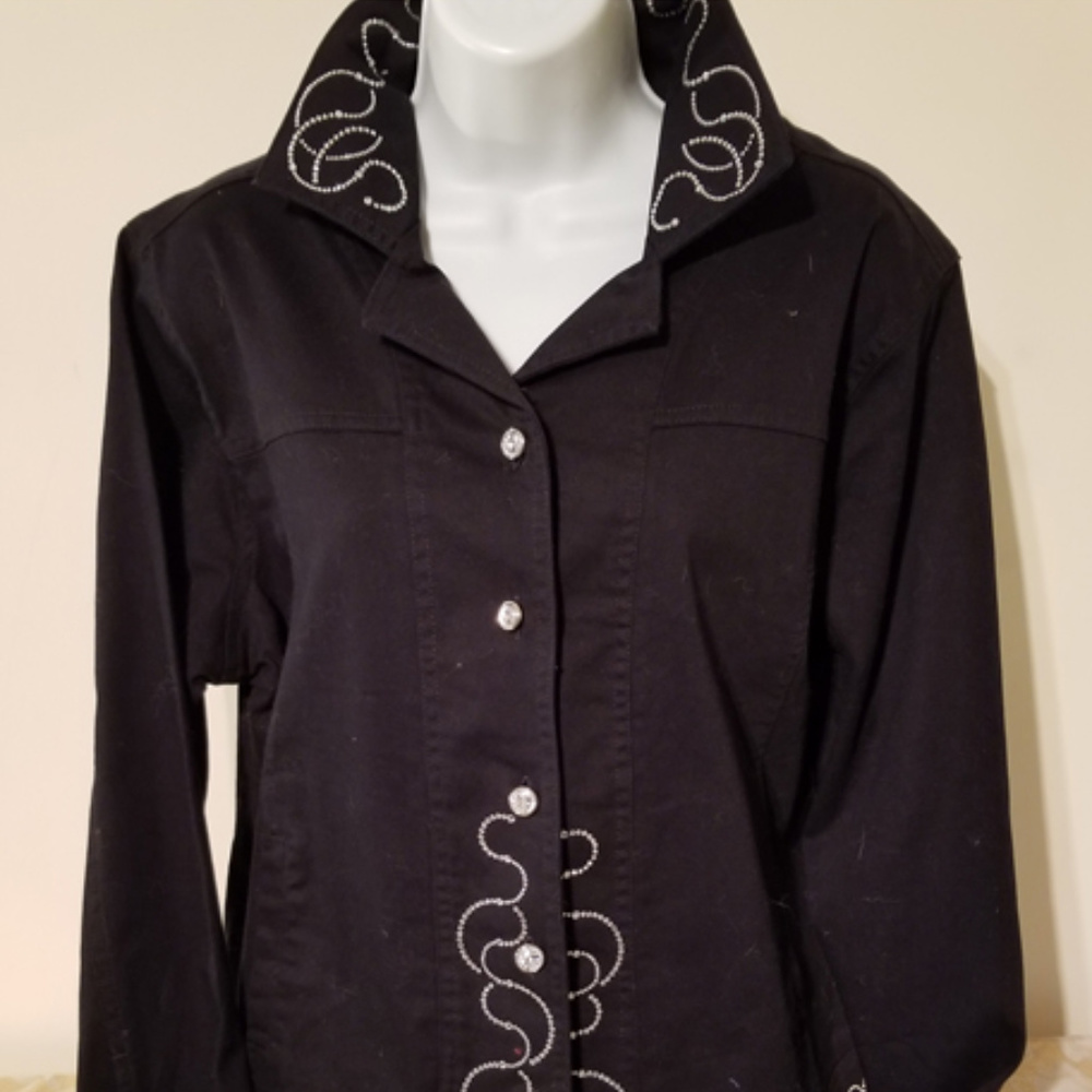 Black Custom Curvy Bottom Jacket